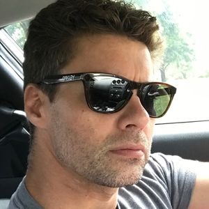 Meet your Posher, Brett